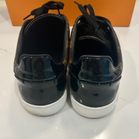 Louis Vuitton Front Row Sneakers - Picture 6 of 9